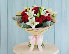 Букет цветов из:  Лилии и Розы в Чиркее