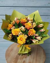 Букет цветов из:  Альстромерии и Розы в Чиркее