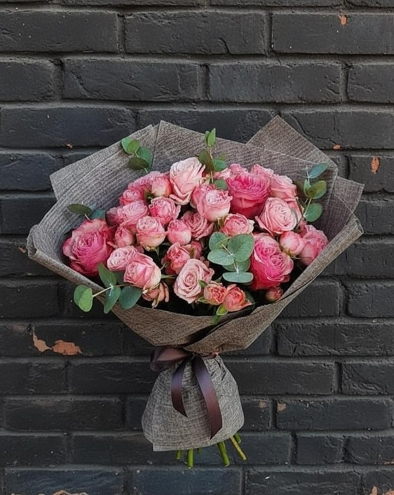 Букет цветов из: Розы в Чиркее