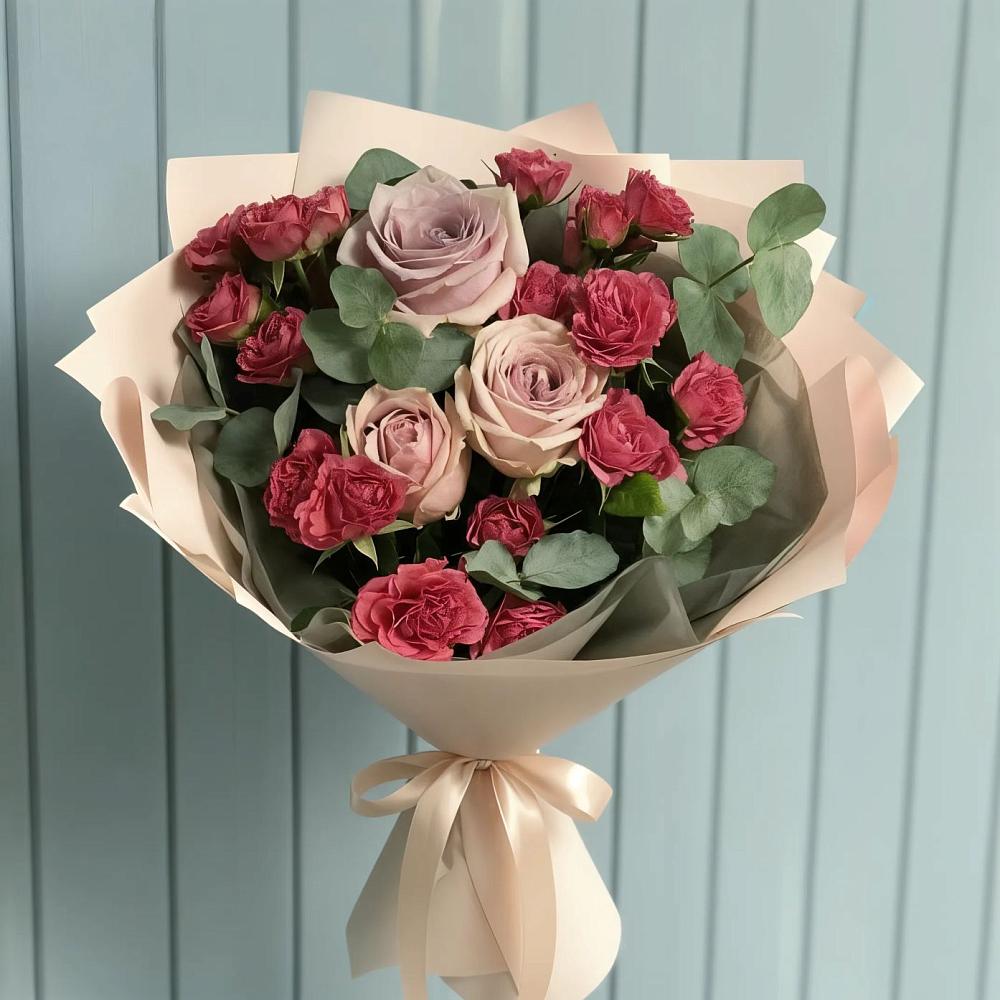 Букет цветов из: Гвоздики и Розы в Чиркее