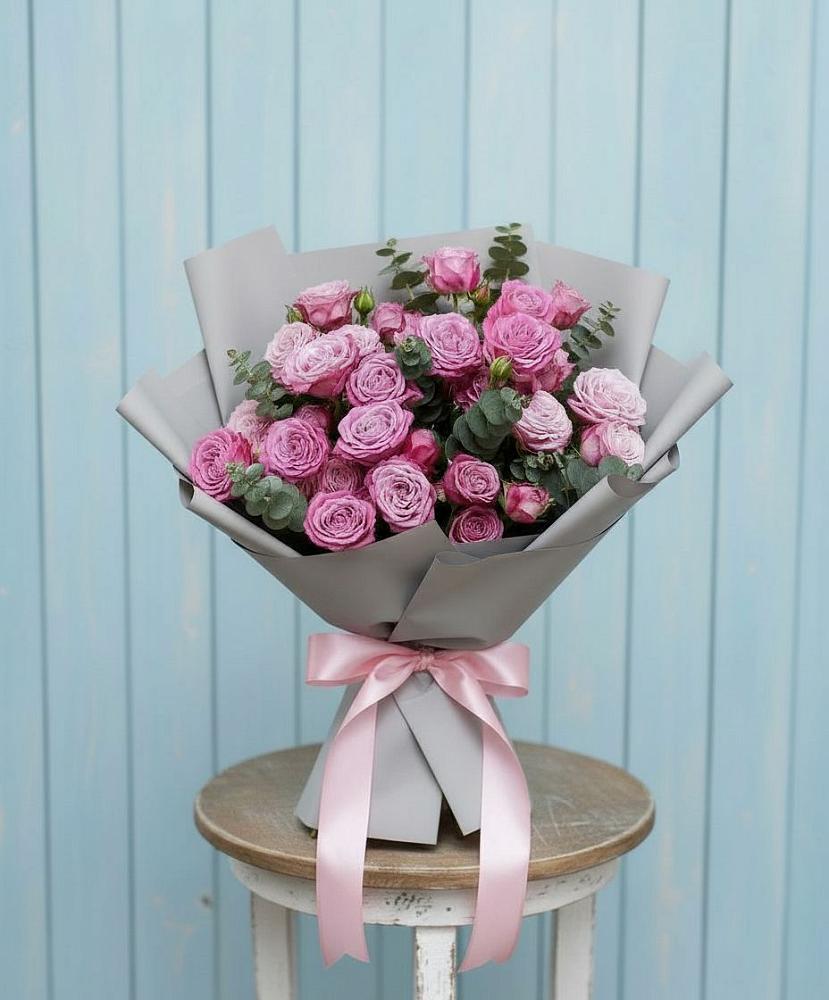 Букет цветов из: Розы в Чиркее