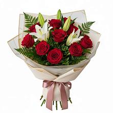 Букет цветов из:  Лилии и Розы в Чиркее