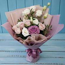 Букет цветов из:  Розы и Лизиантусы #REPLACE_PRED# Чиркее