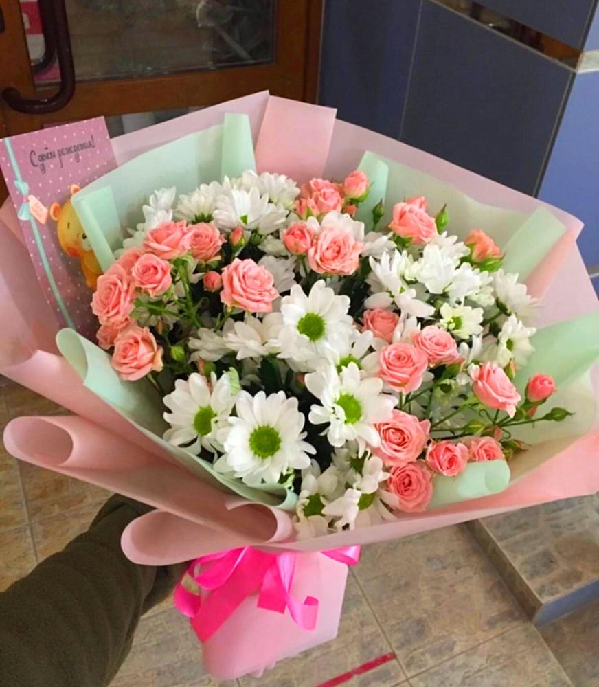 Букет цветов из: Розы и Хризантемы в Чиркее