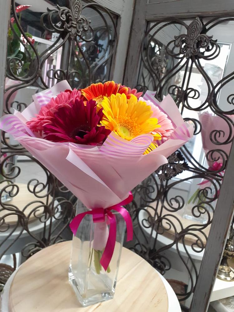 Букет цветов из: Герберы в Чиркее