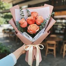 Букет цветов из:  Розы #REPLACE_PRED# Чиркее