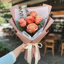 Букет цветов из:  Розы в Чиркее