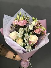 Букет цветов из:  Альстромерии, Розы и Лизиантусы #REPLACE_PRED# Чиркее