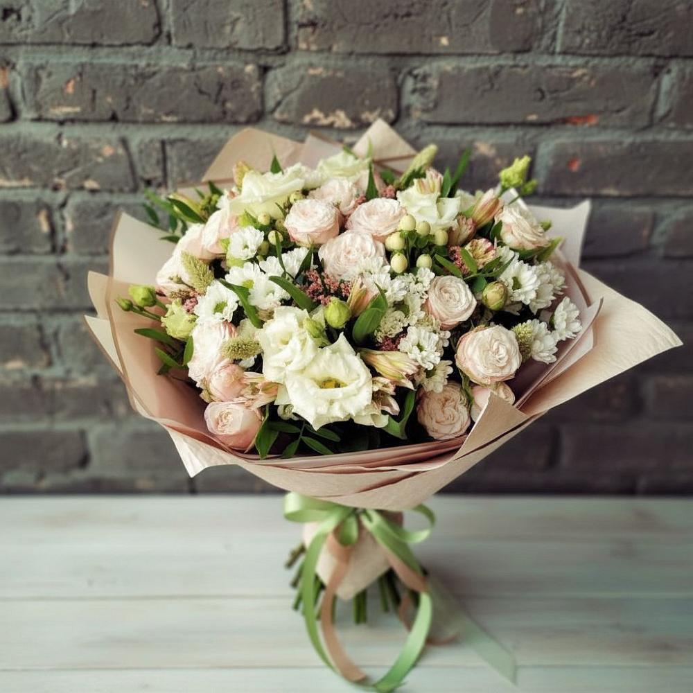 Букет цветов из: Альстромерии, Розы и Хризантемы в Чиркее