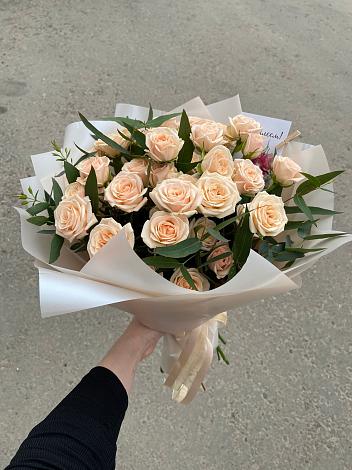 Букет Кремовые розы Латте в Чиркее