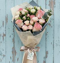 Букет цветов из:  Розы в Чиркее
