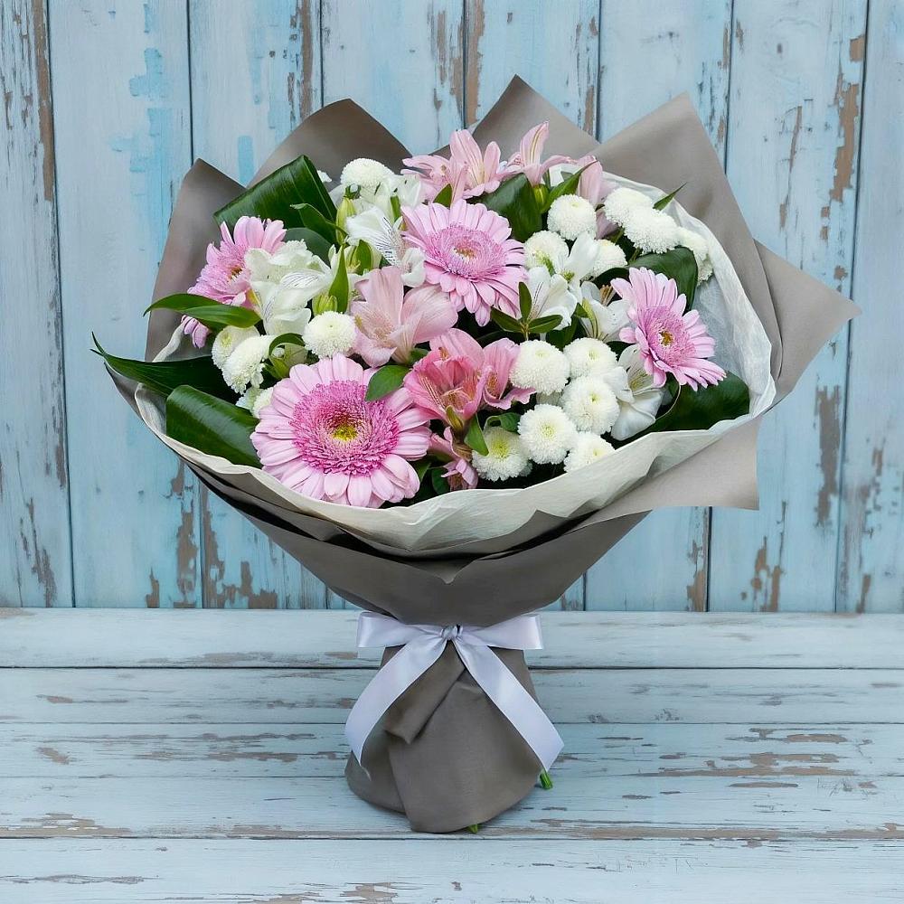 Букет цветов из: Герберы, Альстромерии и Хризантемы в Чиркее