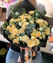 Букет цветов из:  Розы и Лизиантусы #REPLACE_PRED# Чиркее