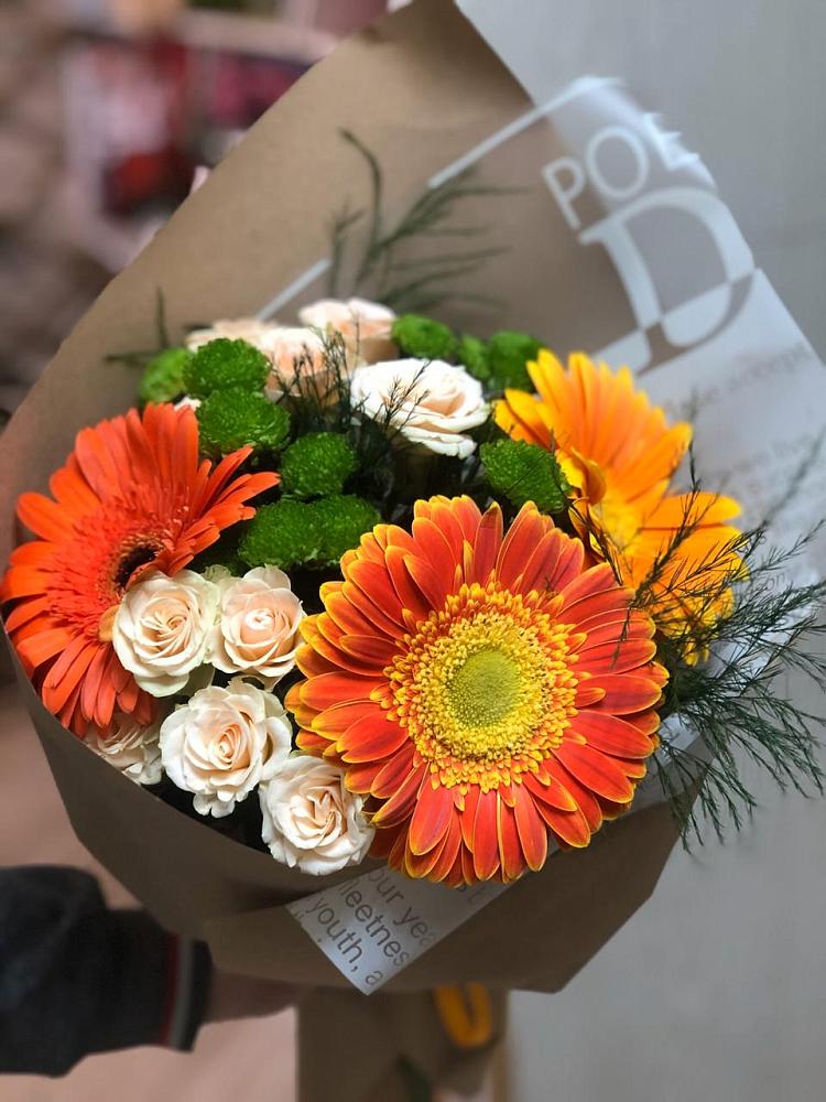 Букет цветов из: Герберы, Хризантемы и Розы в Чиркее