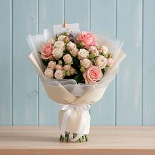 Букет цветов из:  Розы #REPLACE_PRED# Чиркее