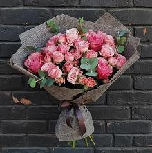 Букет цветов из:  Розы в Чиркее