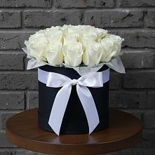 Цветочная композиция из Розы в шляпной коробке #REPLACE_PRED# Чиркее